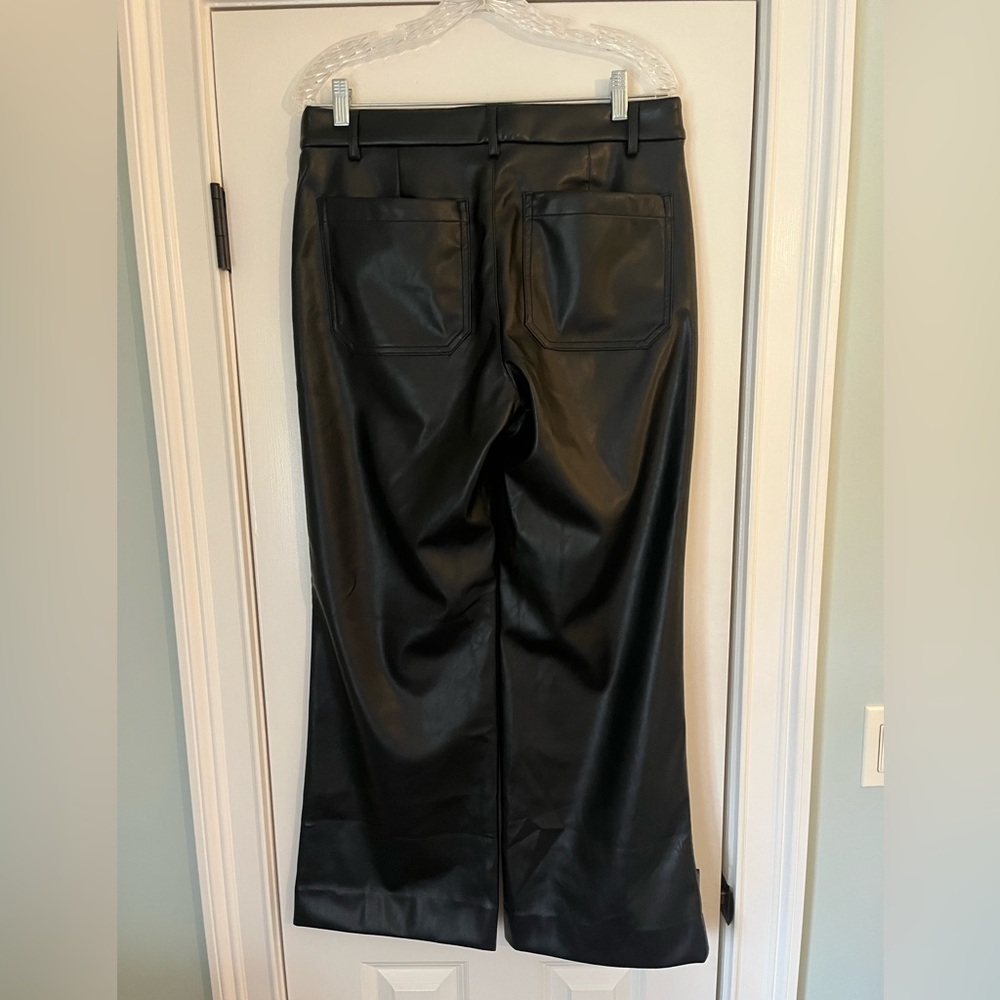 J. Crew Lizzie High Rise Faux Leather Patch Pocket Pant in Black Style CB412 - Picture 5 of 9